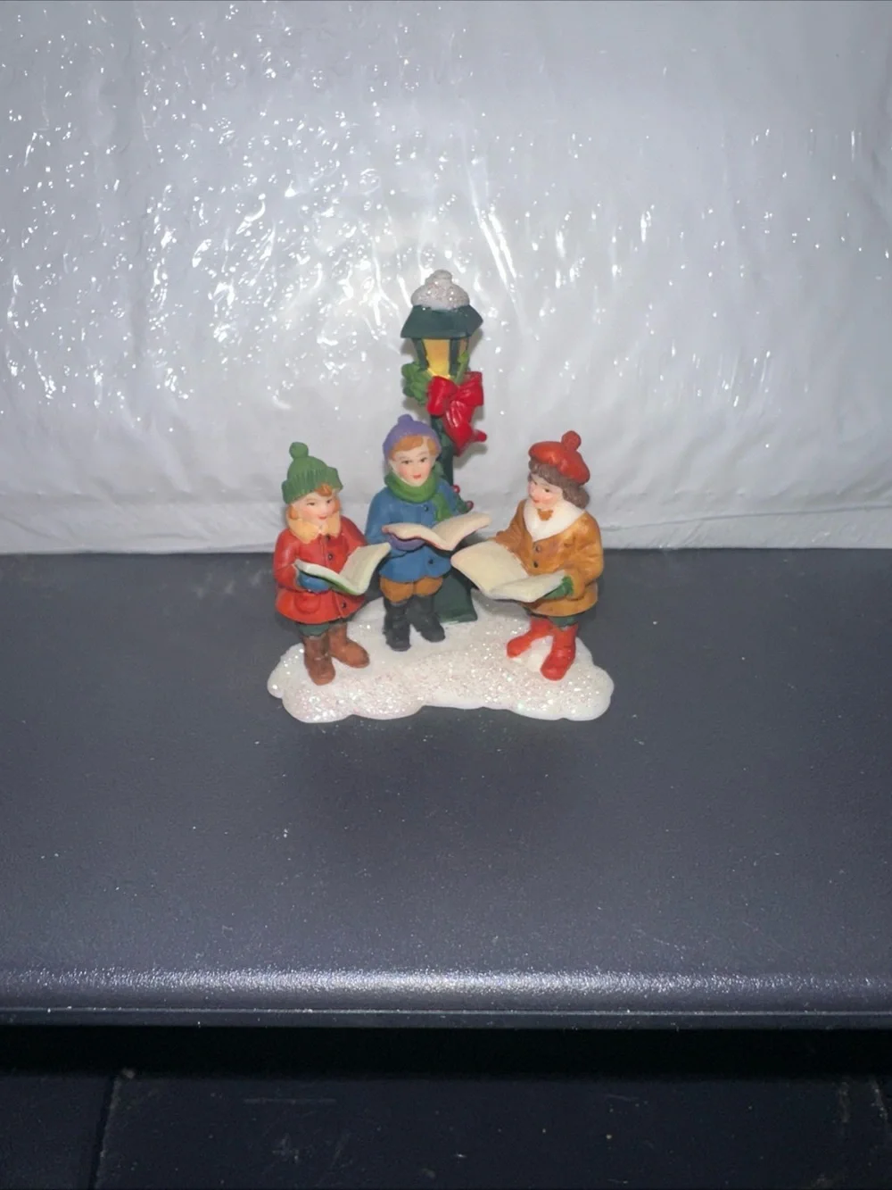 Vintage-Style Christmas Carolers Figurine Trio in Multicolor